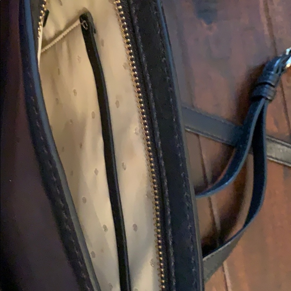 Classic Kate Spade black leather crossbody purse - Picture 8 of 8
